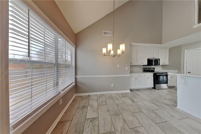 Building Photo - 129 Graybrook Ct