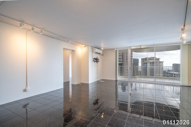 Foto del edificio - $4200 / Waipuna Condo, 3br High Fl, Avail Now, Call for an Appt! (Honolulu)