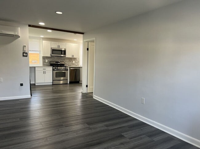 Foto del edificio - 8360 Ferndale St