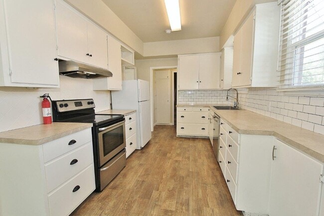 Building Photo - Charming Home in Caldwell