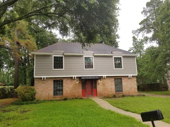 Building Photo - 3911 Brightwood Dr