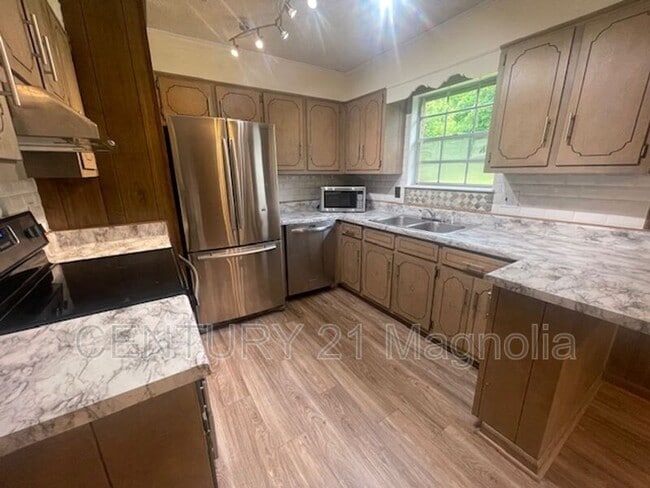 Foto del edificio - 3615 Goldfinch Dr