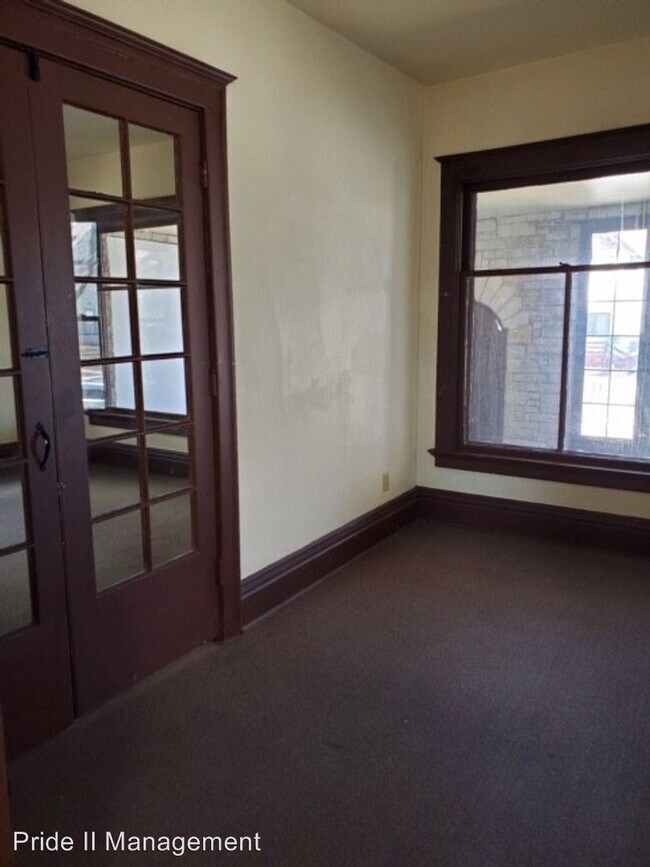 Foto del edificio - 2 br, 1 bath Apartment - 743 S 24th St