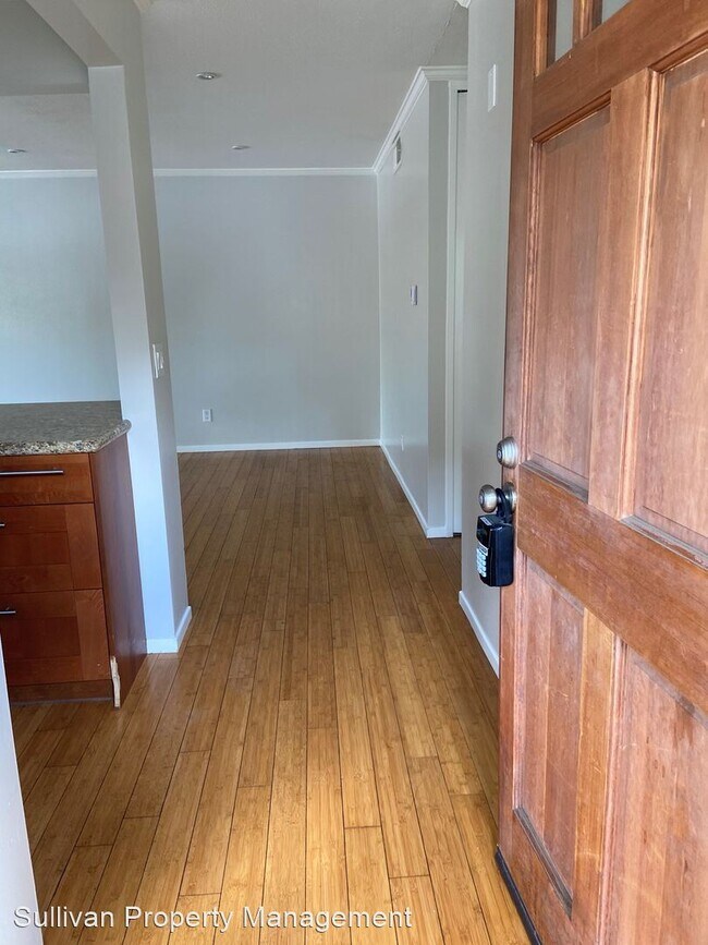 Building Photo - 2 br, 1 bath House - 22352 Caminito Arroyo...