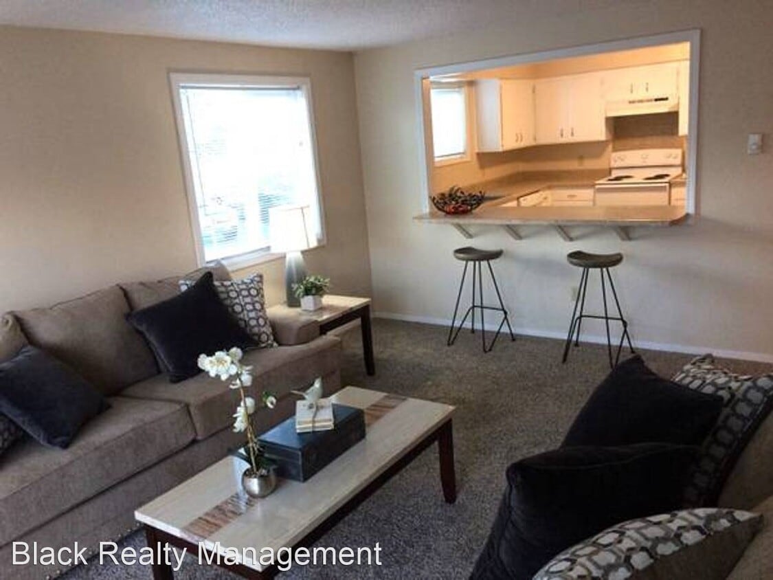 Primary Photo - 2 br, 1 bath Apartment - 1118 and 1122 Oak...