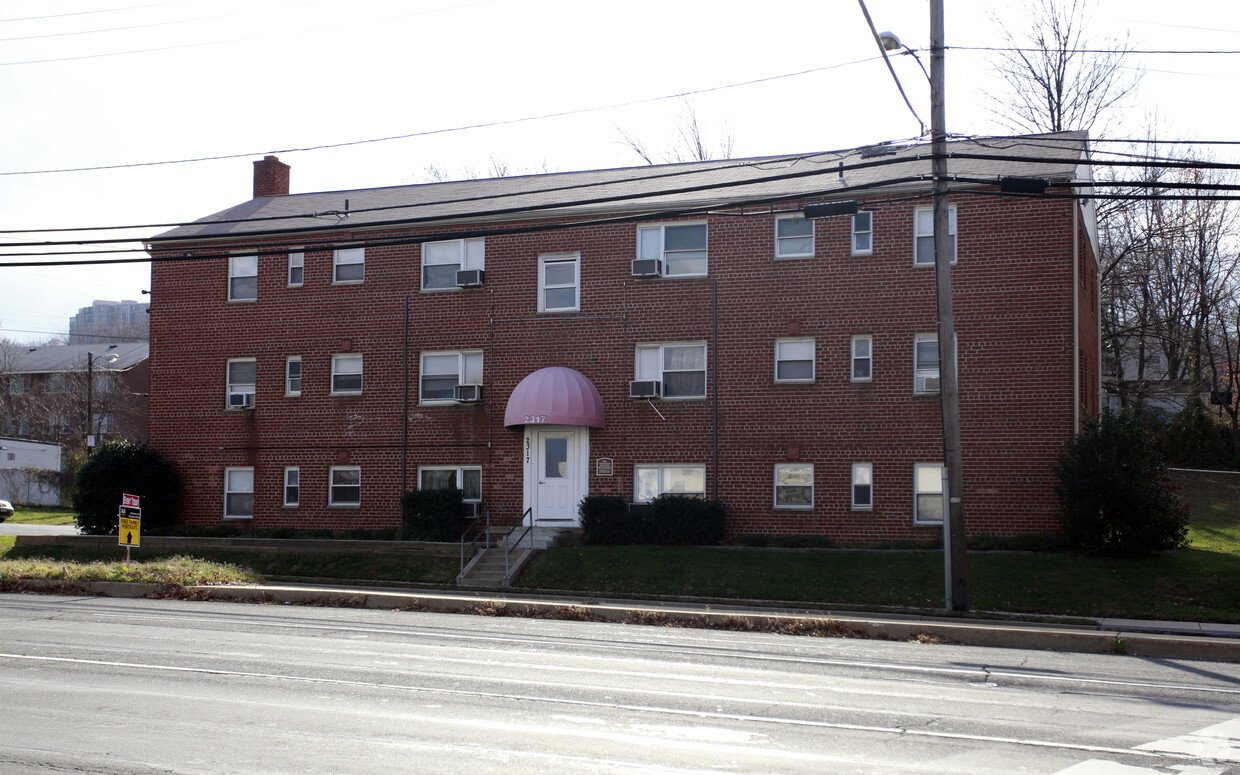 Foto del edificio - Huntington Station Apartments