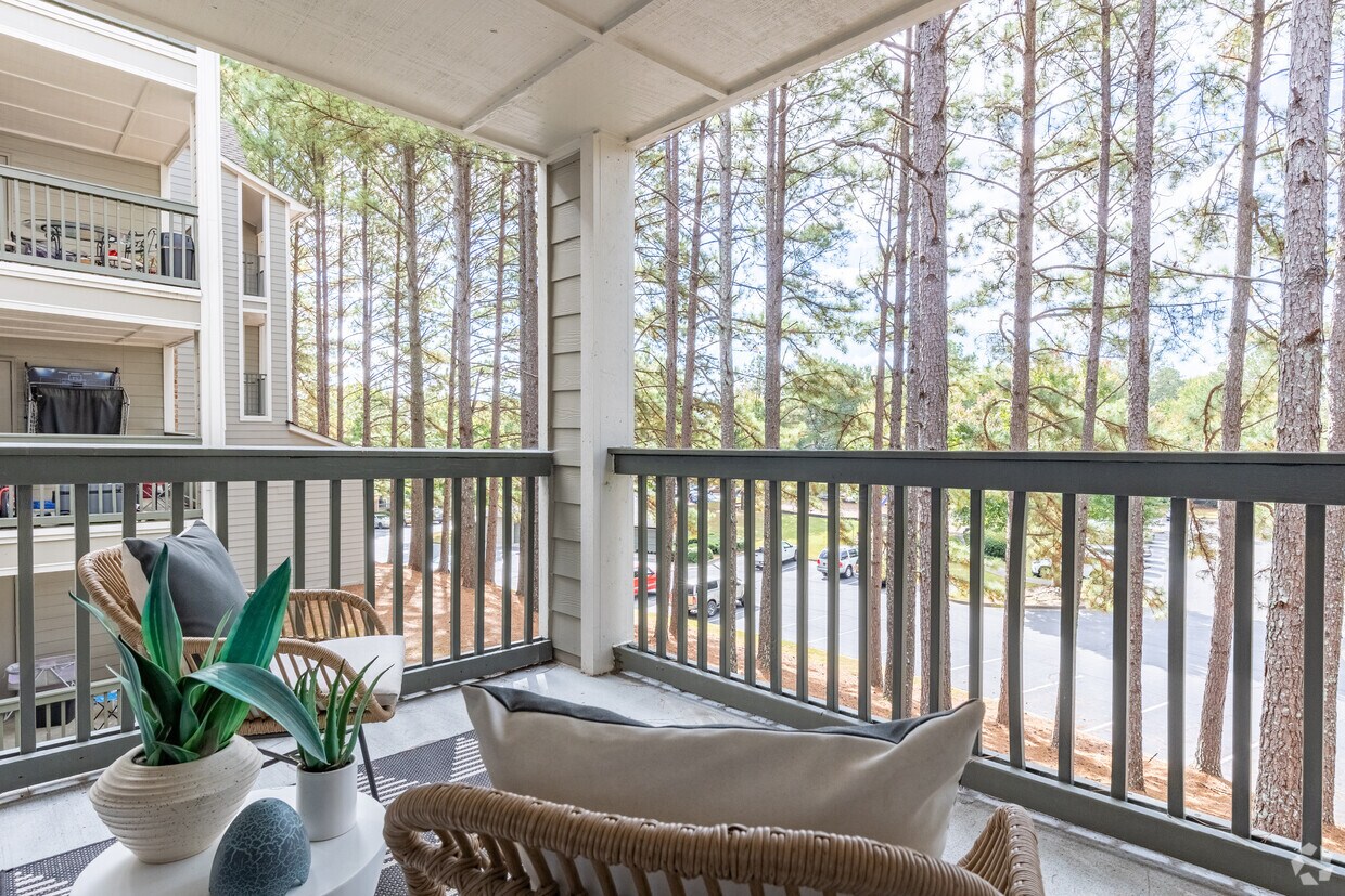 Pointe Apartments in Norcross, GA