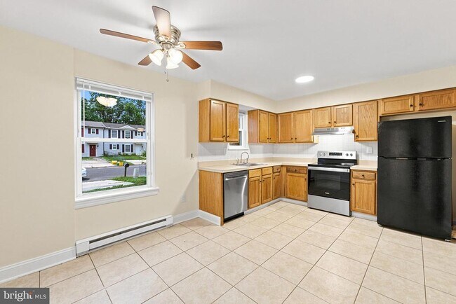 Foto del edificio - 155 Hampshire Rd
