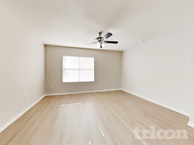 Foto del edificio - 2449 Valhalla Dr