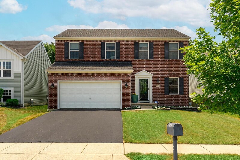 Foto principal - 8535 Haleigh Woods Dr