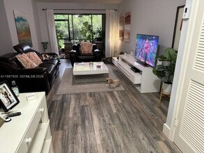 Building Photo - 3309 Water Oak Dr