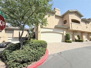 Building Photo - 1600 Cardinal Bluff Dr