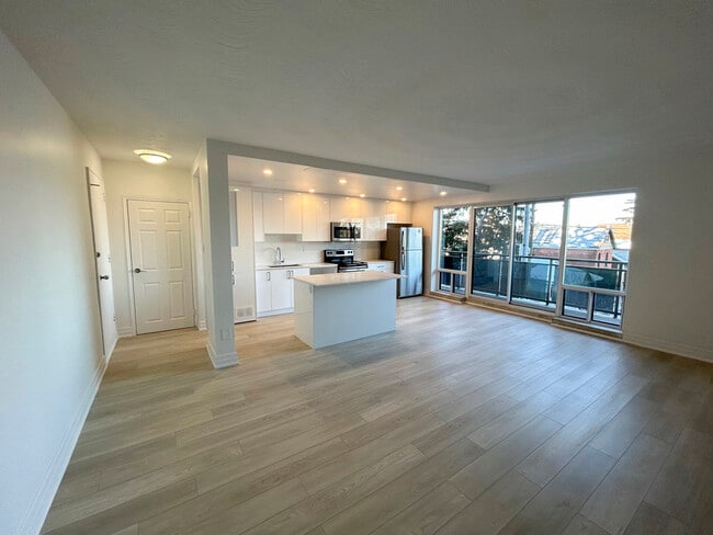 Building Photo - 157 Pearl