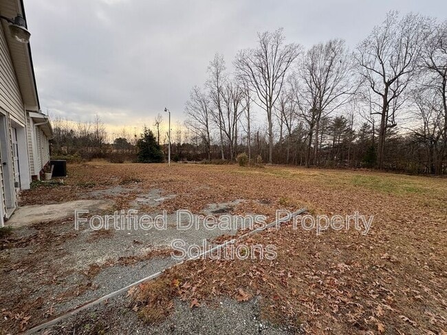 Foto del edificio - 431 Peeden Dr