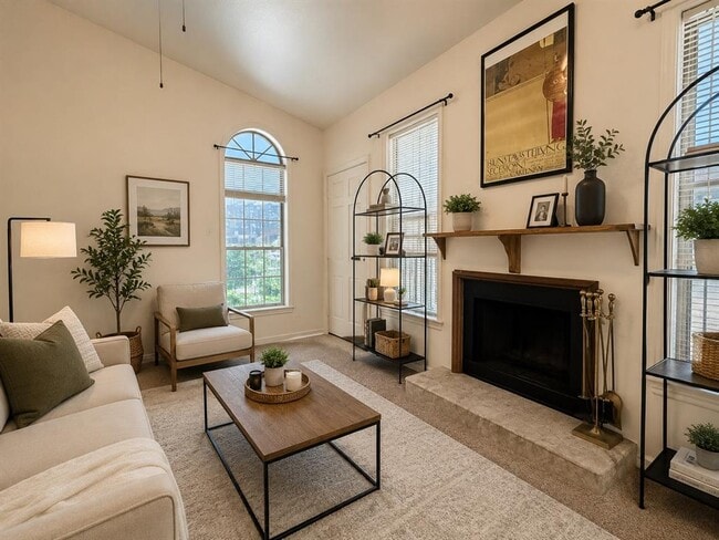 Building Photo - 2529 Rio Grande St