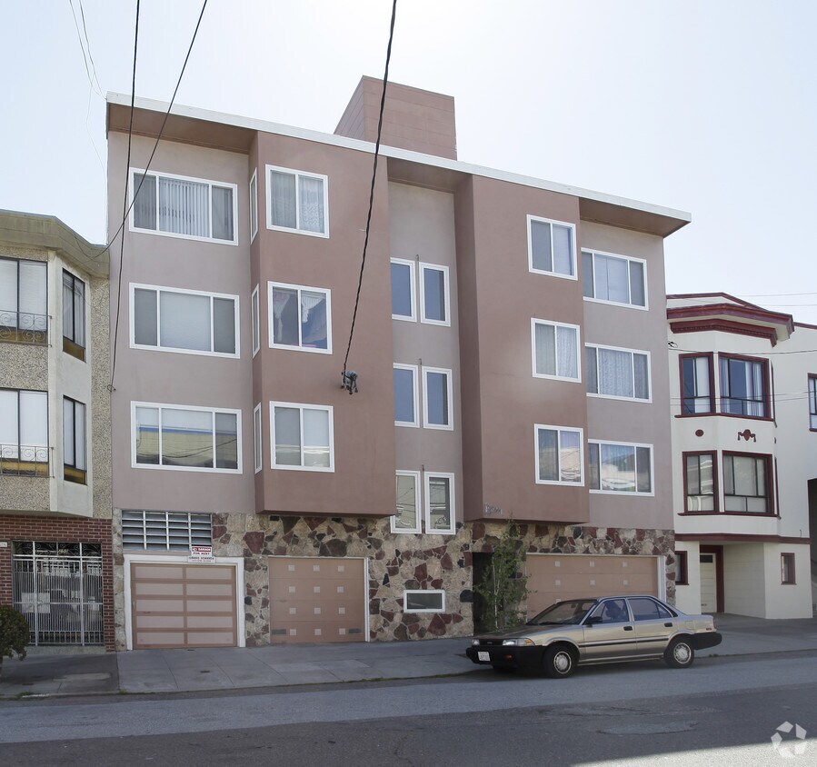 Building Photo - 266 21st Ave