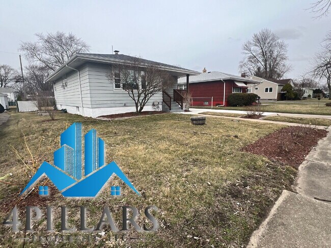 Building Photo - "Spacious 4-Bedroom Gem with Finished Base...