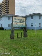Building Photo - 500 S Beach St