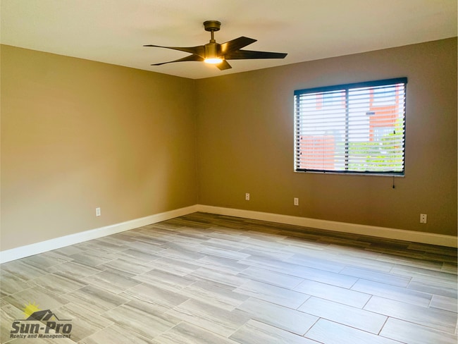 Foto del edificio - 2089 Oak Meadow Cir