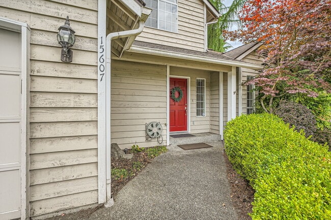 Building Photo - 15607 140th Pl SE
