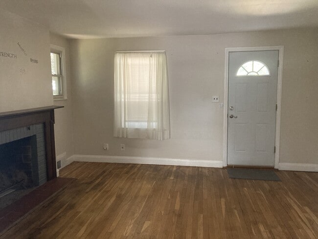 Foto del edificio - 1217 Overbrook Rd