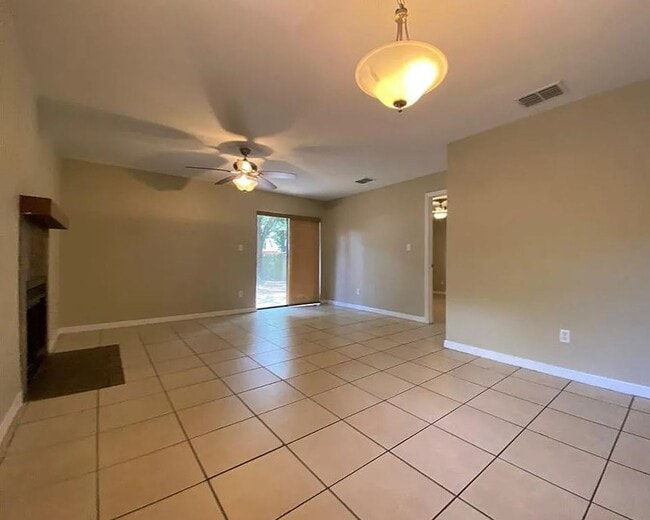 Photo - 3254 Howell Branch Rd Apartment