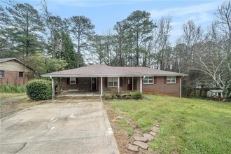 Building Photo - 3454 N Creekview Dr