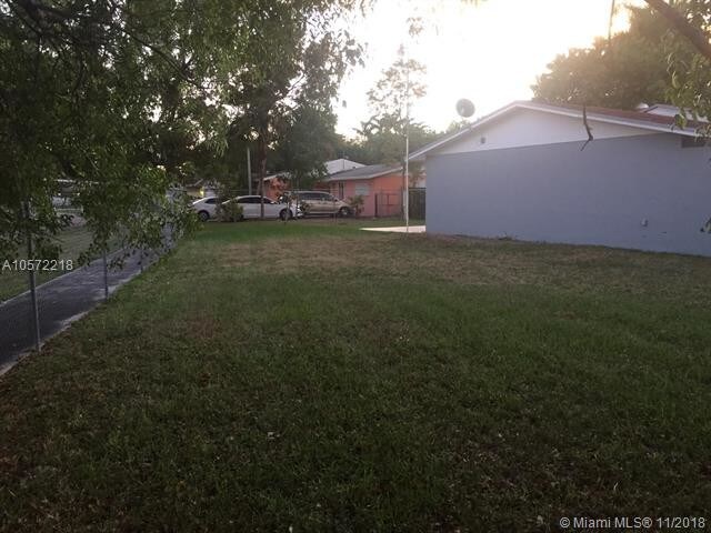 Primary Photo - 12820 SW 74th St