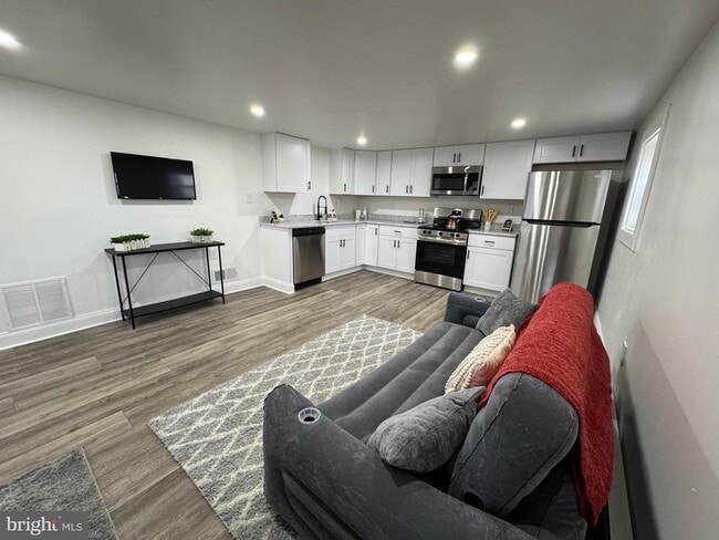 Building Photo - 5444 Vera Cruz Rd