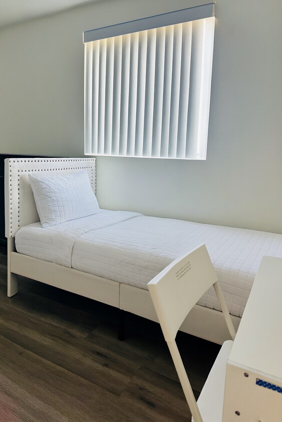 Foto principal - 2-212 E 29th St