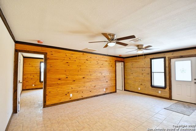 Building Photo - 1155 Farm To Market 2722