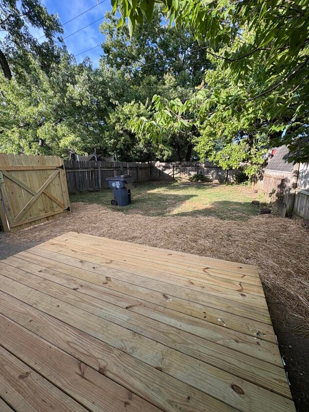 Building Photo - 669 Anniston Dr