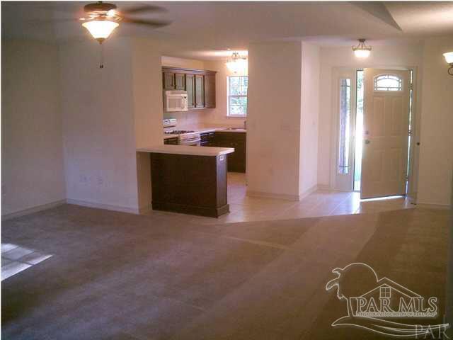 Building Photo - 6632 Hetzel Dr