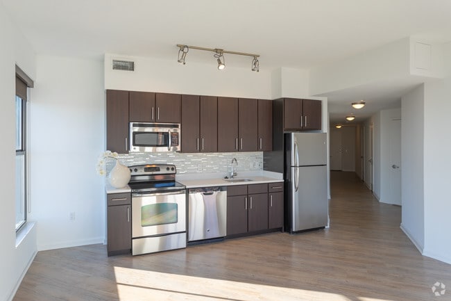 Apt 763 - Two Bedroom - 14W Apartments