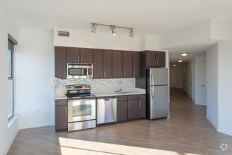 Apt 763 - Two Bedroom - 14W Apartments