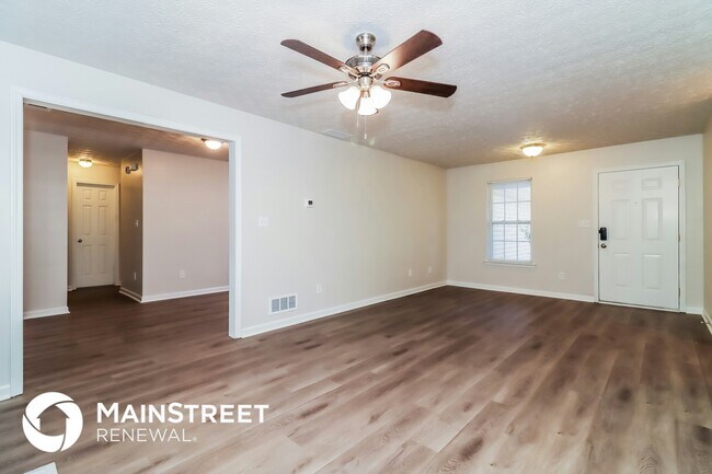 Building Photo - 129 Rosewood Dr