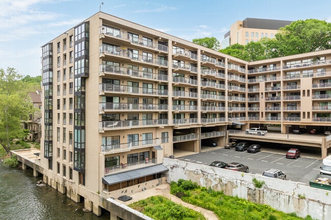 Brandywine Park Condominiums