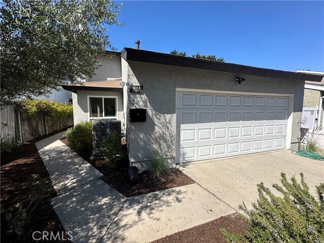 Foto principal - 901 24th St
