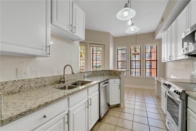 Foto del edificio - 501 Mirasol Cir