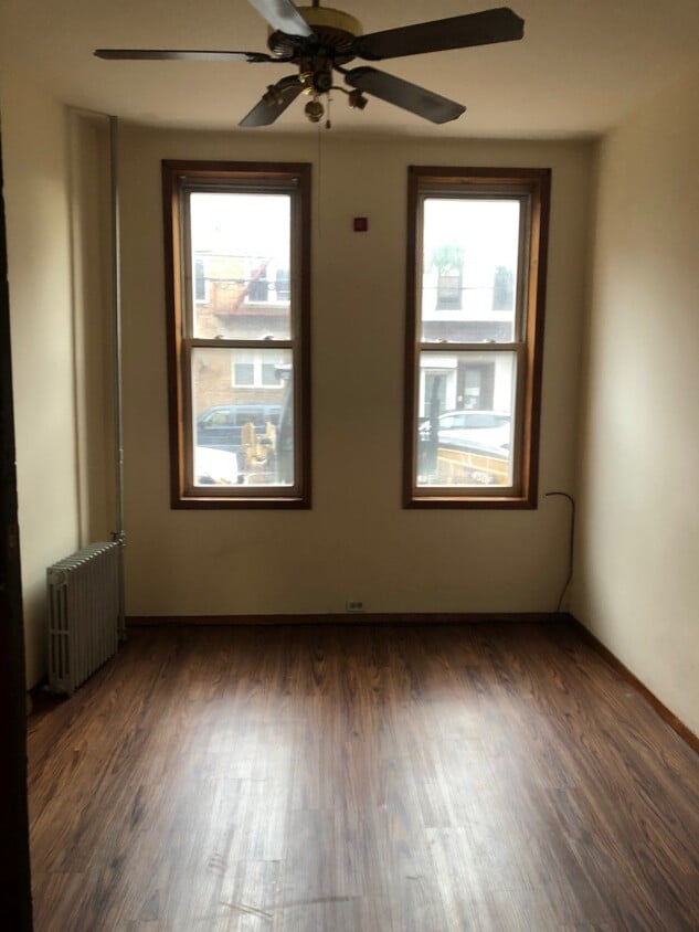 Foto principal - 455 Seneca Ave