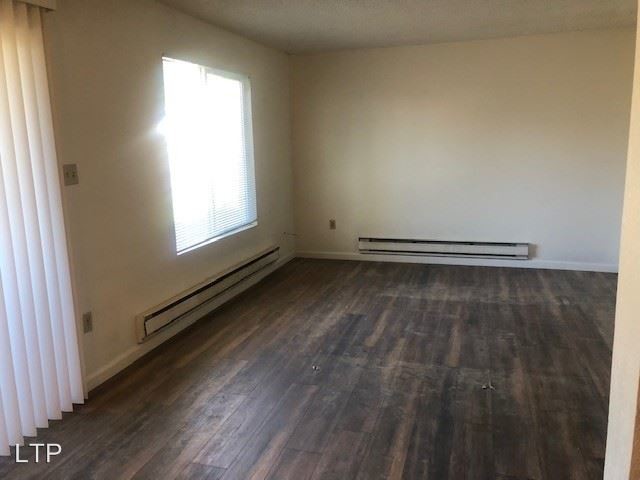Building Photo - 3950 Clear Acre Ln