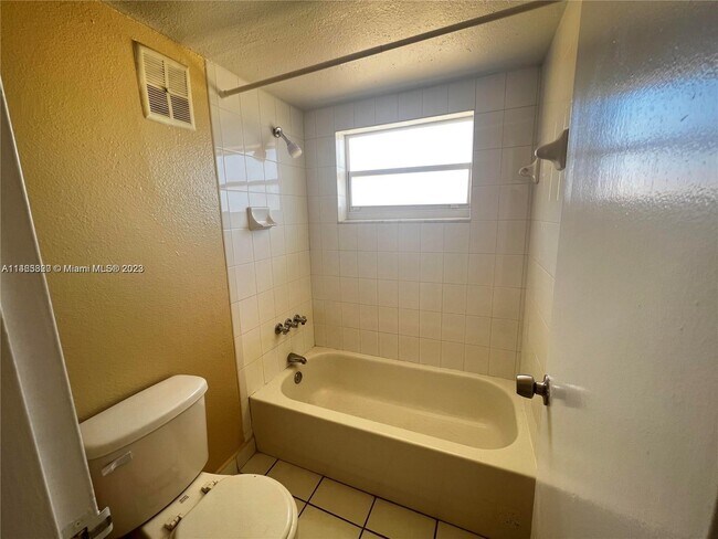 Foto del edificio - 5100 SW 41st St