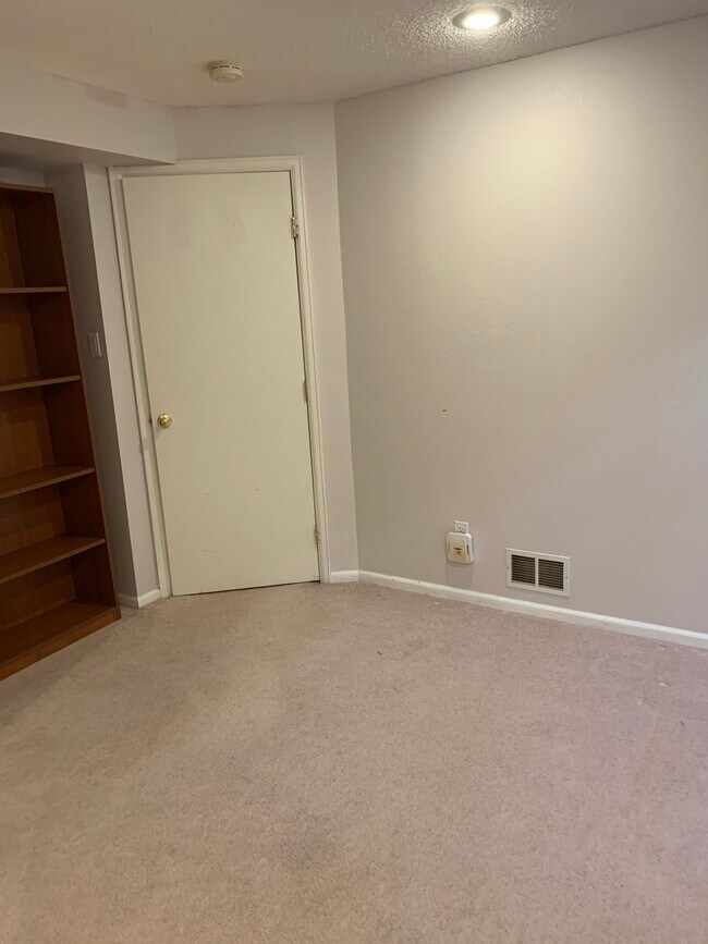 Foto del edificio - 13158 Wyandot St