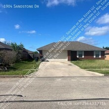 Building Photo - 1904 Sandstone Dr