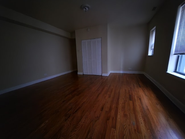 Photo - 4834 W Adams St Apartment