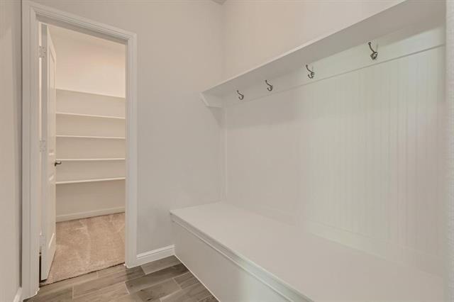 Foto del edificio - 15952 Hayes Ridge Dr