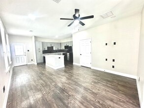 Building Photo - 62 Woodland Hills Dr