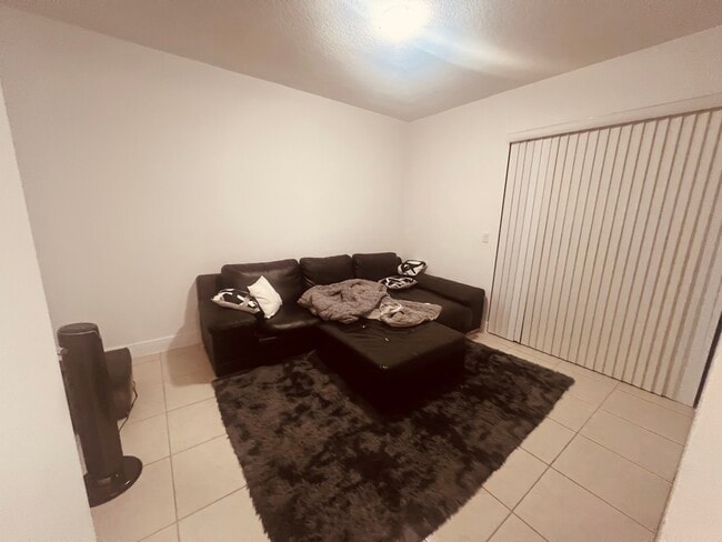 Foto del edificio - 3022 W Signature Dr