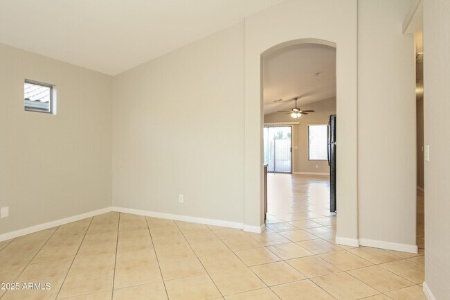 Building Photo - 13817 N 149th Ln