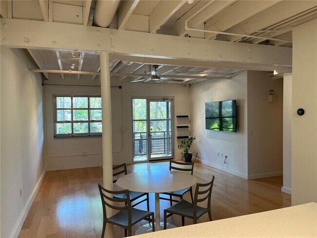 Foto del edificio - 1791 Harper St NW